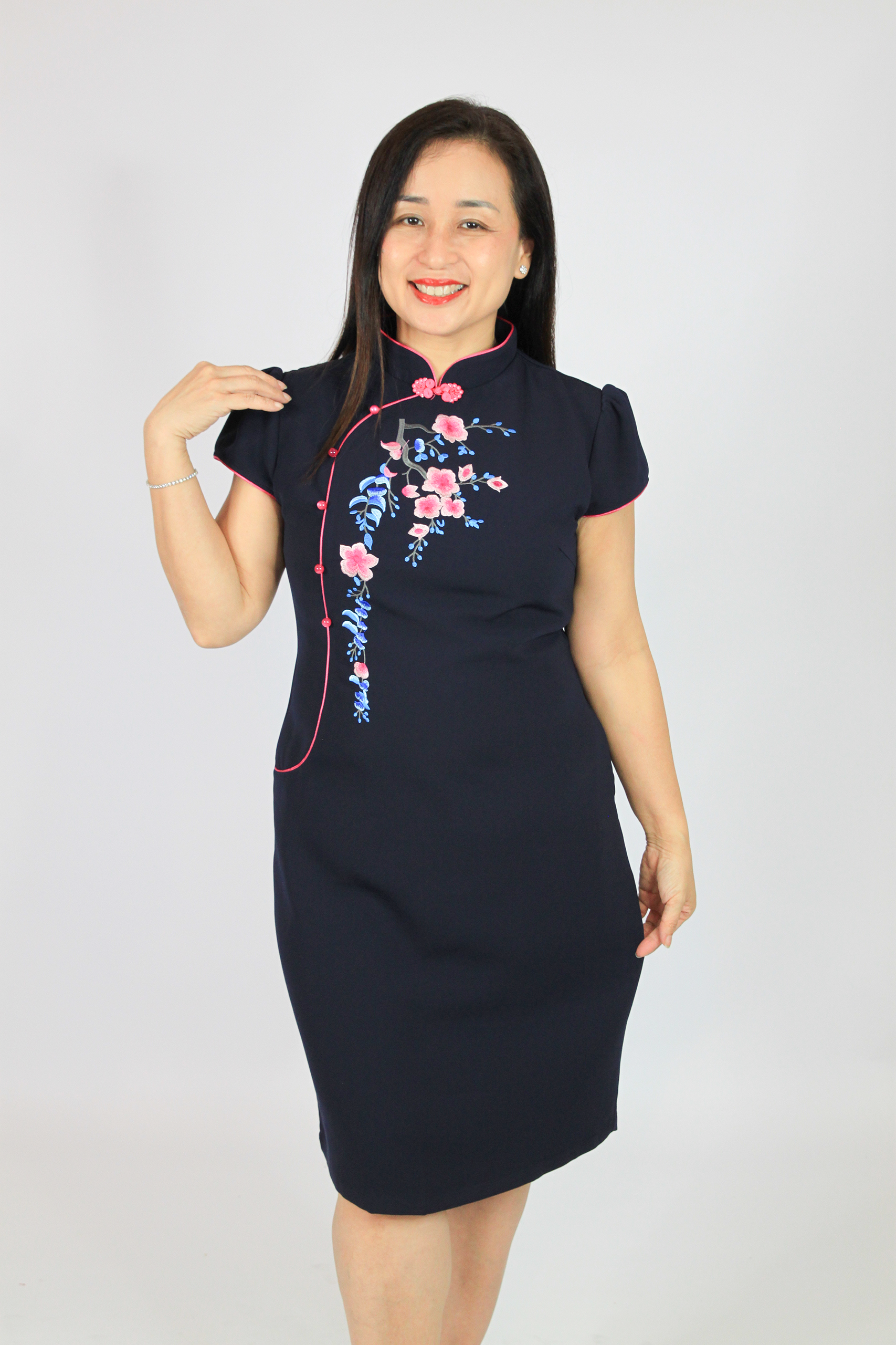 roseさん用 Fang Floral Cheongsam – Rose of Sharon Singapore